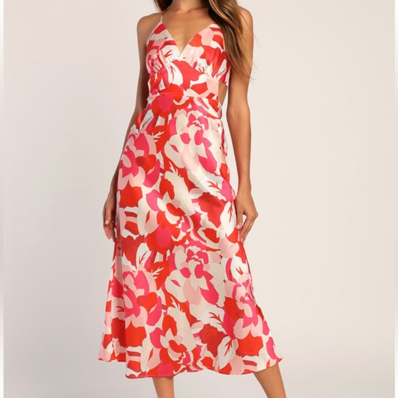 Lulus Dresses & Skirts - Lulus Pink & Red Floral Satin Midi Dress size Medium